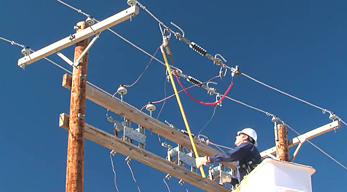 Bypass voltage regulators with the Radio Voltstik SensorLink Corporation